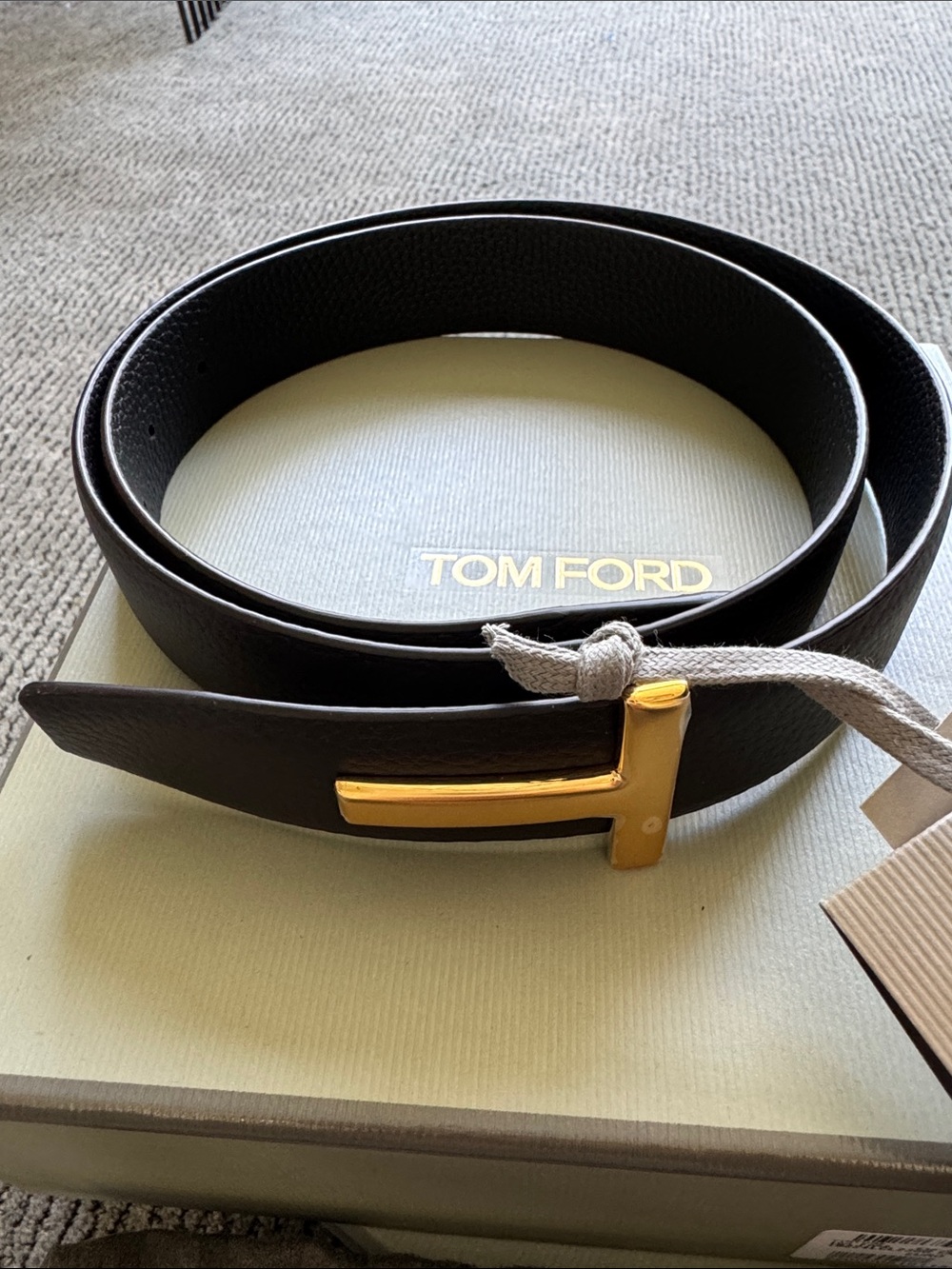 Brand New Tom Ford Dark Brown Leather Belt with Gold T Buckle - Picture 2 of 3